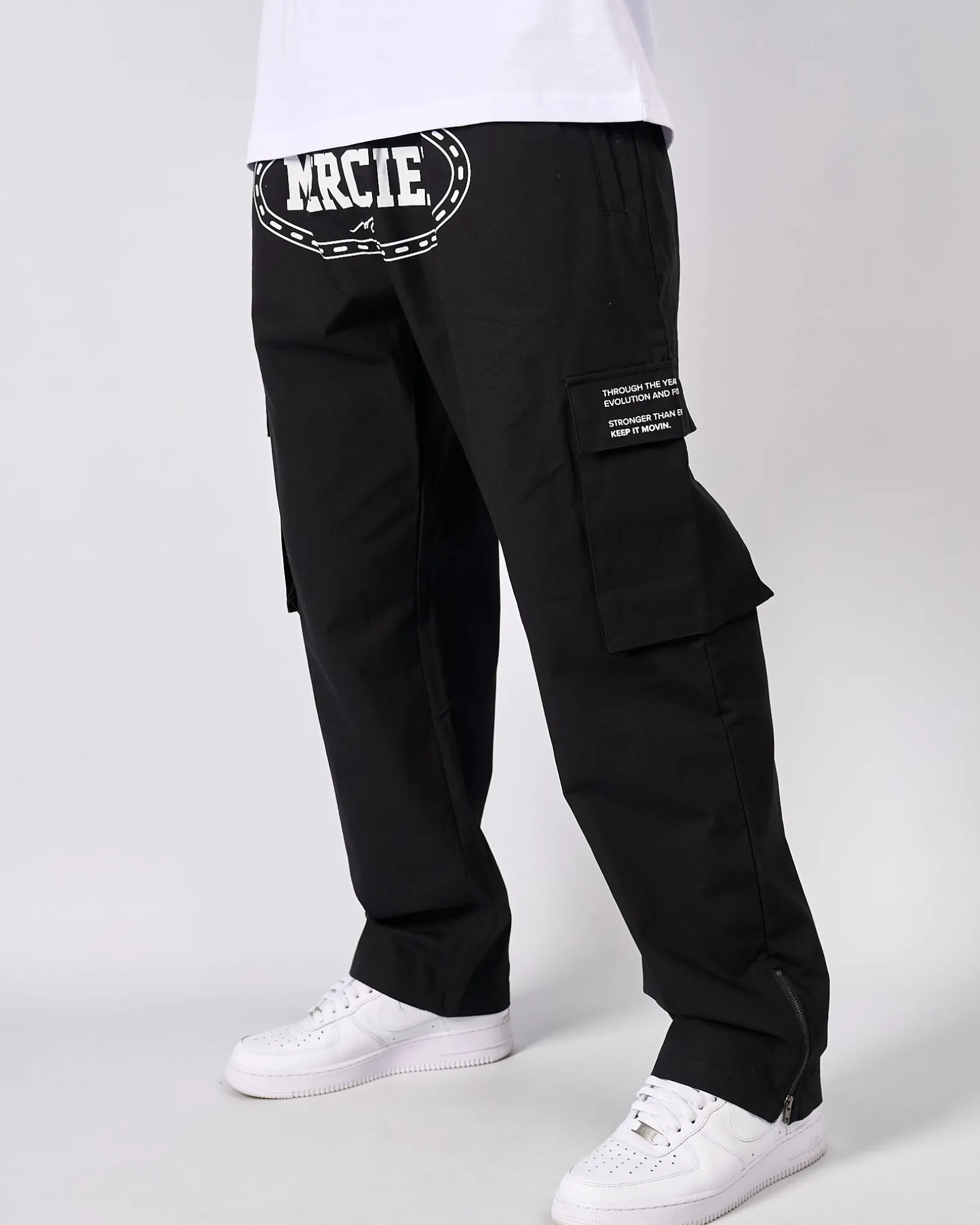 Black Maison Cargos